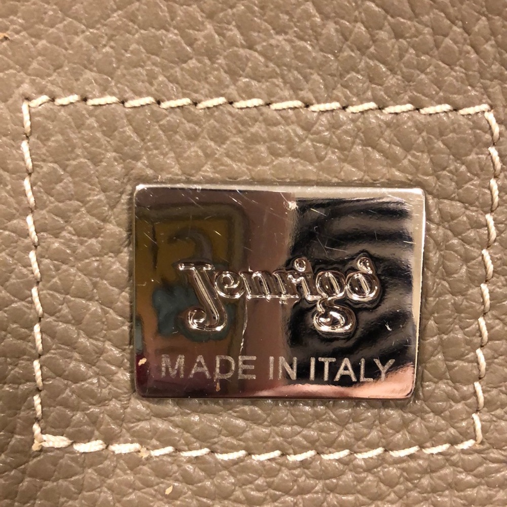 🔥🔥ITALIAN VERY SOFT LEATHER PURSE. - Picture 6 of 17